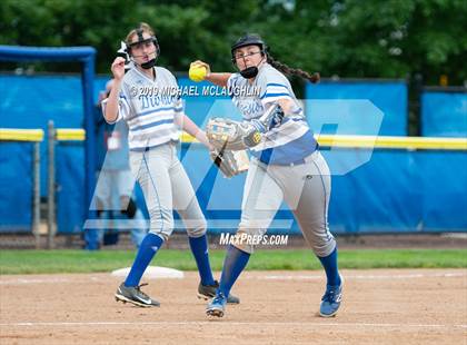 Thumbnail 2 in Division vs Mepham (NYSPHSAA Section 8 Class A Final Game 1) photogallery.