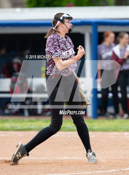 Thumbnail 3 in Division vs Mepham (NYSPHSAA Section 8 Class A Final Game 1) photogallery.