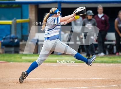 Thumbnail 1 in Division vs Mepham (NYSPHSAA Section 8 Class A Final Game 1) photogallery.