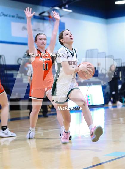 Thumbnail 3 in Marcellus vs Union-Endicott photogallery.