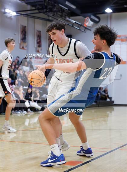 Thumbnail 2 in McQueen @ Douglas photogallery.