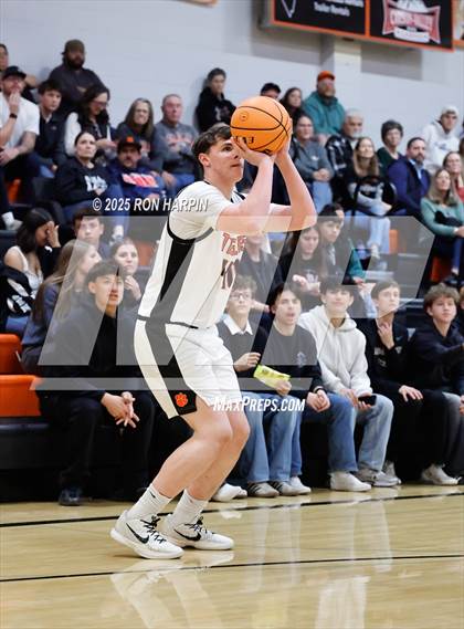 Thumbnail 1 in McQueen @ Douglas photogallery.