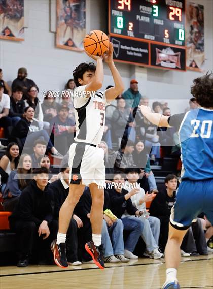 Thumbnail 2 in McQueen @ Douglas photogallery.