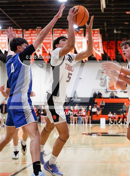 Thumbnail 1 in McQueen @ Douglas photogallery.