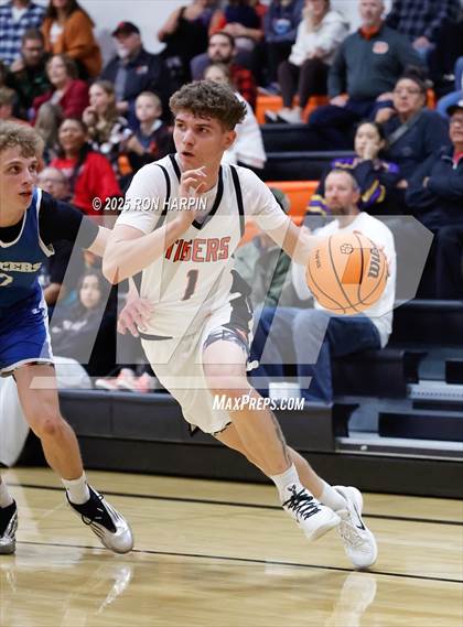 Thumbnail 2 in McQueen @ Douglas photogallery.