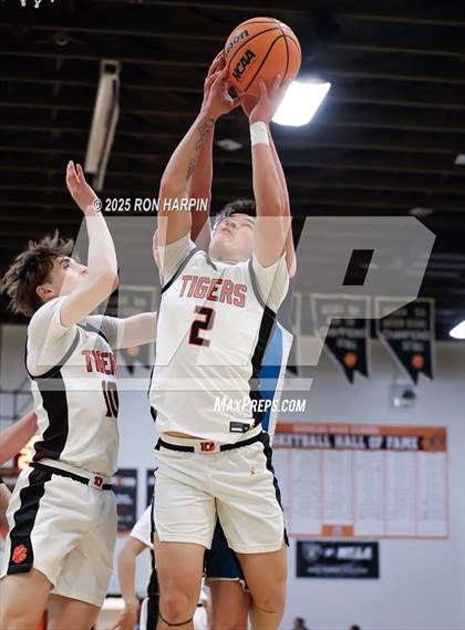 Thumbnail 3 in McQueen @ Douglas photogallery.