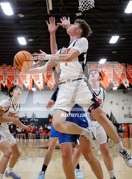 Thumbnail 3 in McQueen @ Douglas photogallery.