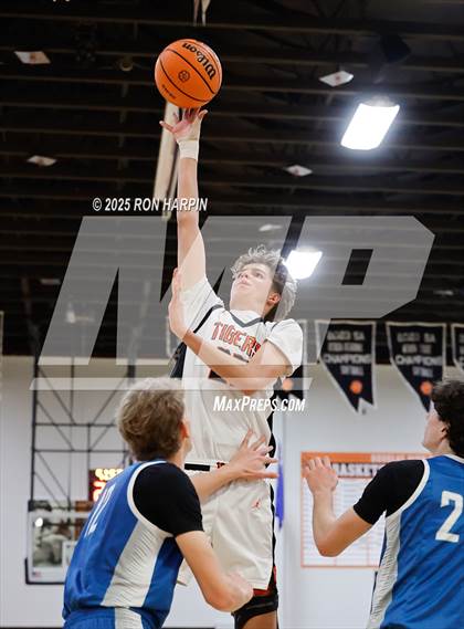 Thumbnail 3 in McQueen @ Douglas photogallery.