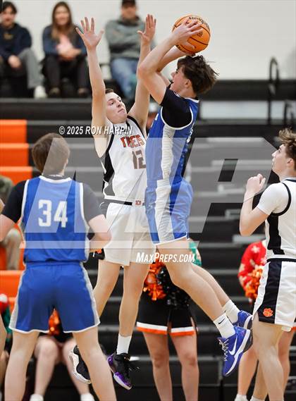 Thumbnail 2 in McQueen @ Douglas photogallery.