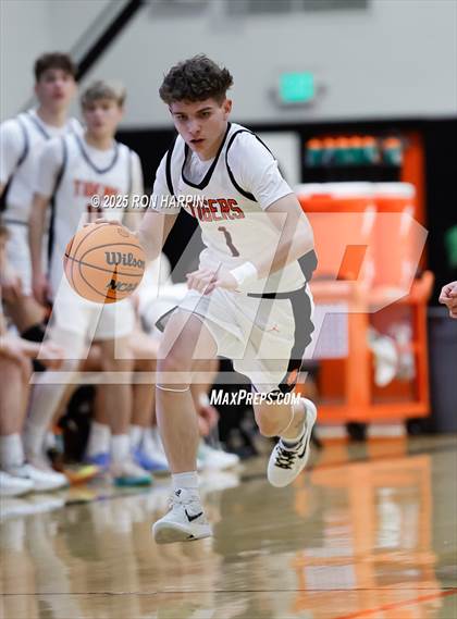 Thumbnail 1 in McQueen @ Douglas photogallery.