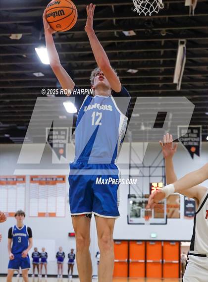 Thumbnail 1 in McQueen @ Douglas photogallery.