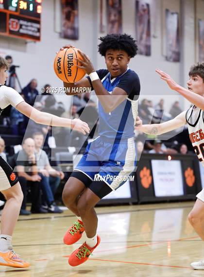 Thumbnail 3 in McQueen @ Douglas photogallery.