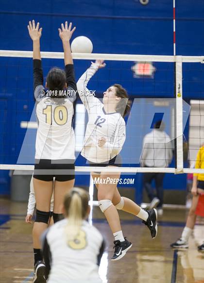 Thumbnail 1 in Enochs @ Turlock photogallery.