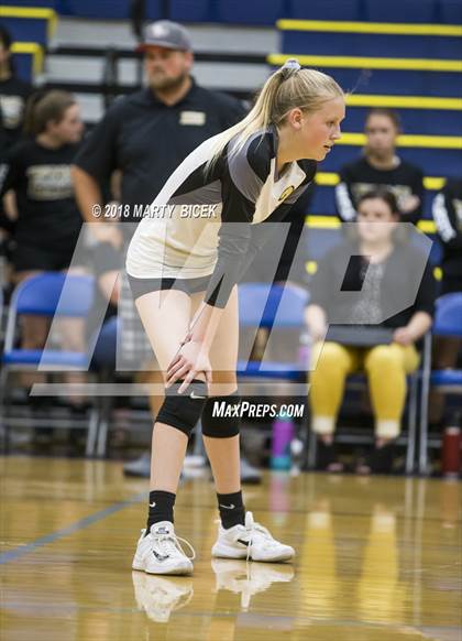 Thumbnail 2 in Enochs @ Turlock photogallery.