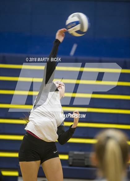 Thumbnail 2 in Enochs @ Turlock photogallery.