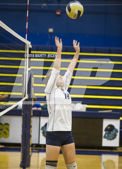 Thumbnail 3 in Enochs @ Turlock photogallery.