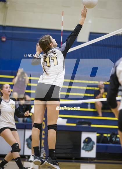 Thumbnail 2 in Enochs @ Turlock photogallery.