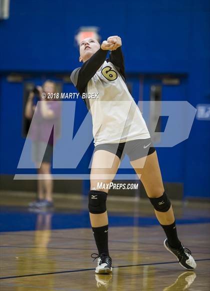 Thumbnail 3 in Enochs @ Turlock photogallery.
