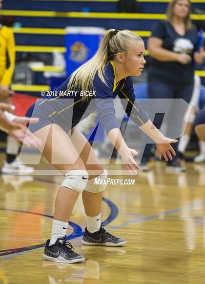 Thumbnail 3 in Enochs @ Turlock photogallery.