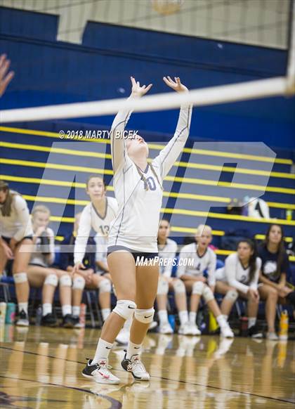 Thumbnail 3 in Enochs @ Turlock photogallery.