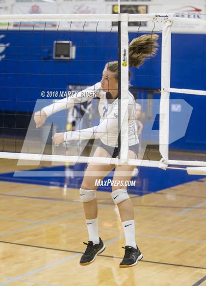 Thumbnail 3 in Enochs @ Turlock photogallery.