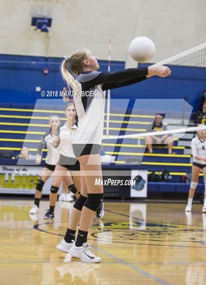 Thumbnail 3 in Enochs @ Turlock photogallery.