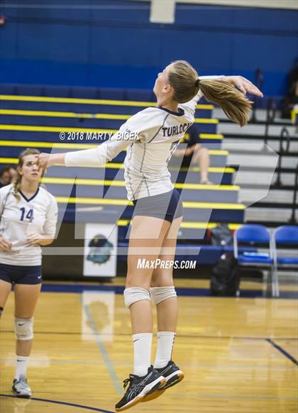 Thumbnail 1 in Enochs @ Turlock photogallery.