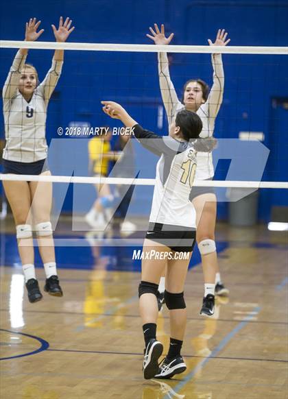 Thumbnail 2 in Enochs @ Turlock photogallery.