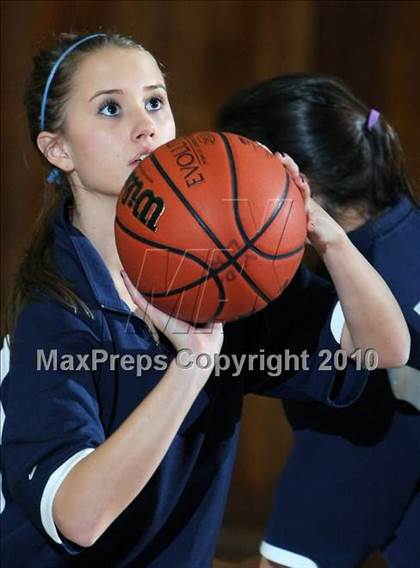 Thumbnail 1 in Foothill vs. Vista del Lago photogallery.