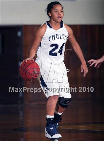 Thumbnail 3 in Foothill vs. Vista del Lago photogallery.