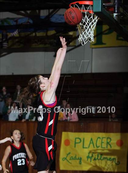 Thumbnail 1 in Foothill vs. Vista del Lago photogallery.