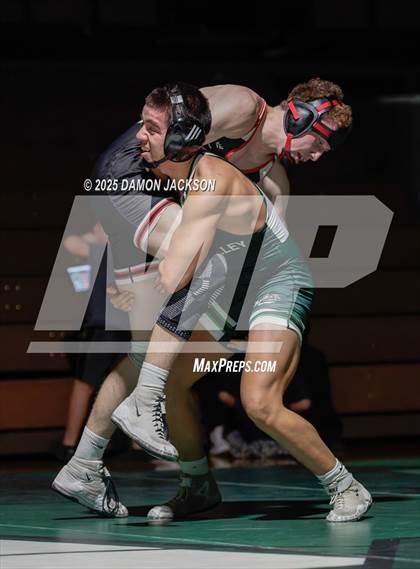 Thumbnail 1 in Hurricane vs Virgin Valley photogallery.