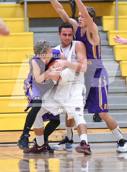 Thumbnail 3 in Kent Denver vs. Basalt  (CHSAA 3A Great 8) photogallery.