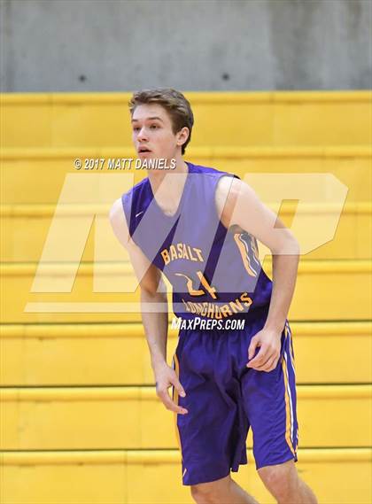 Thumbnail 2 in Kent Denver vs. Basalt  (CHSAA 3A Great 8) photogallery.