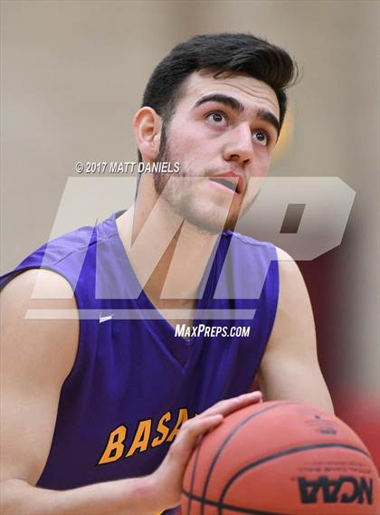 Thumbnail 2 in Kent Denver vs. Basalt  (CHSAA 3A Great 8) photogallery.