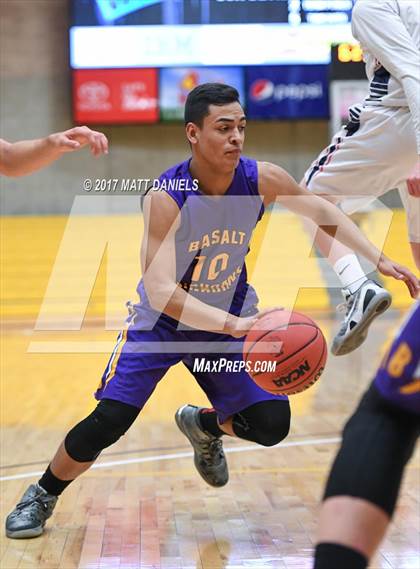 Thumbnail 3 in Kent Denver vs. Basalt  (CHSAA 3A Great 8) photogallery.