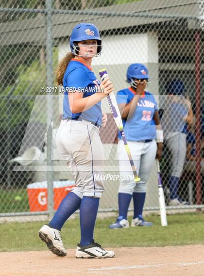 Thumbnail 3 in St. Louis Catholic @ E.D. White (LHSAA 3A Regional Playoff) photogallery.