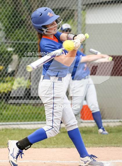 Thumbnail 3 in St. Louis Catholic @ E.D. White (LHSAA 3A Regional Playoff) photogallery.
