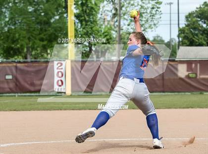 Thumbnail 3 in St. Louis Catholic @ E.D. White (LHSAA 3A Regional Playoff) photogallery.