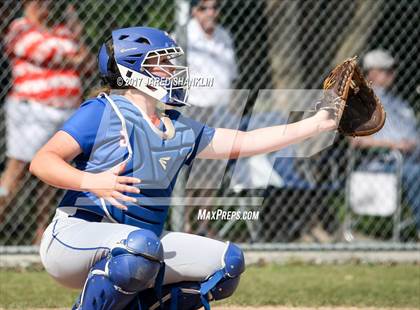 Thumbnail 1 in St. Louis Catholic @ E.D. White (LHSAA 3A Regional Playoff) photogallery.