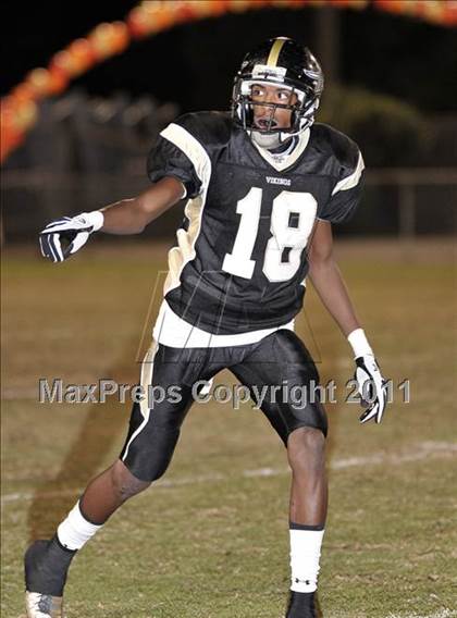 Thumbnail 3 in Nogales vs. Northview photogallery.
