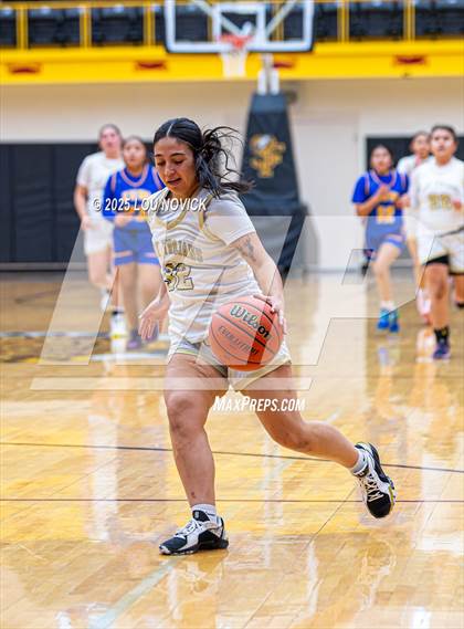 Thumbnail 1 in Mesa Vista vs. Cuba (Lady Braves Invite at Santa Fe Indian School) photogallery.