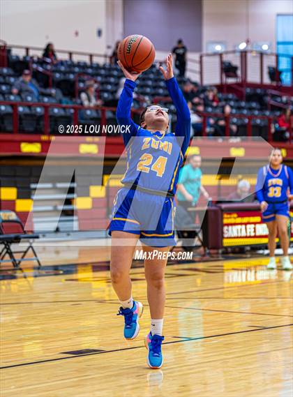 Thumbnail 2 in Mesa Vista vs. Cuba (Lady Braves Invite at Santa Fe Indian School) photogallery.