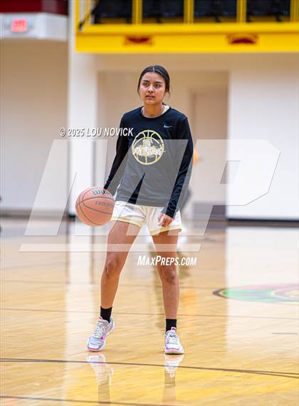 Thumbnail 3 in Mesa Vista vs. Cuba (Lady Braves Invite at Santa Fe Indian School) photogallery.