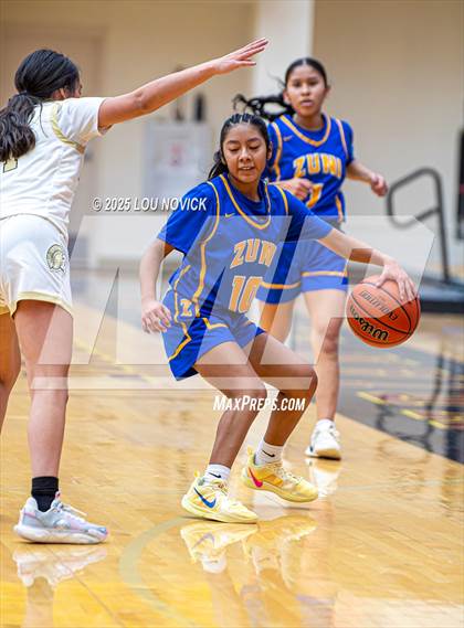 Thumbnail 3 in Mesa Vista vs. Cuba (Lady Braves Invite at Santa Fe Indian School) photogallery.