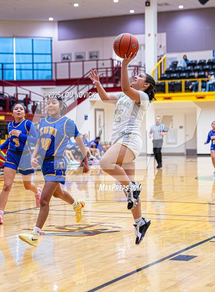 Thumbnail 2 in Mesa Vista vs. Cuba (Lady Braves Invite at Santa Fe Indian School) photogallery.