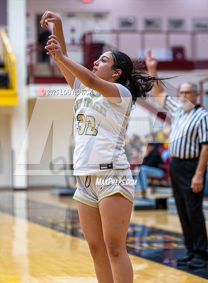 Thumbnail 3 in Mesa Vista vs. Cuba (Lady Braves Invite at Santa Fe Indian School) photogallery.