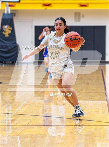 Thumbnail 3 in Mesa Vista vs. Cuba (Lady Braves Invite at Santa Fe Indian School) photogallery.