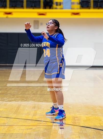 Thumbnail 3 in Mesa Vista vs. Cuba (Lady Braves Invite at Santa Fe Indian School) photogallery.