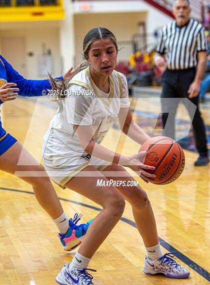 Thumbnail 1 in Mesa Vista vs. Cuba (Lady Braves Invite at Santa Fe Indian School) photogallery.